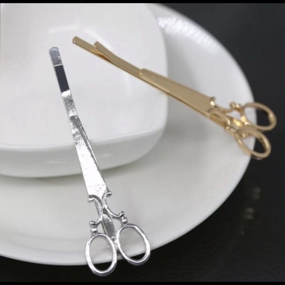 ✂️Scissors Hair Clips Pair ✂️ - Picture 4 of 8